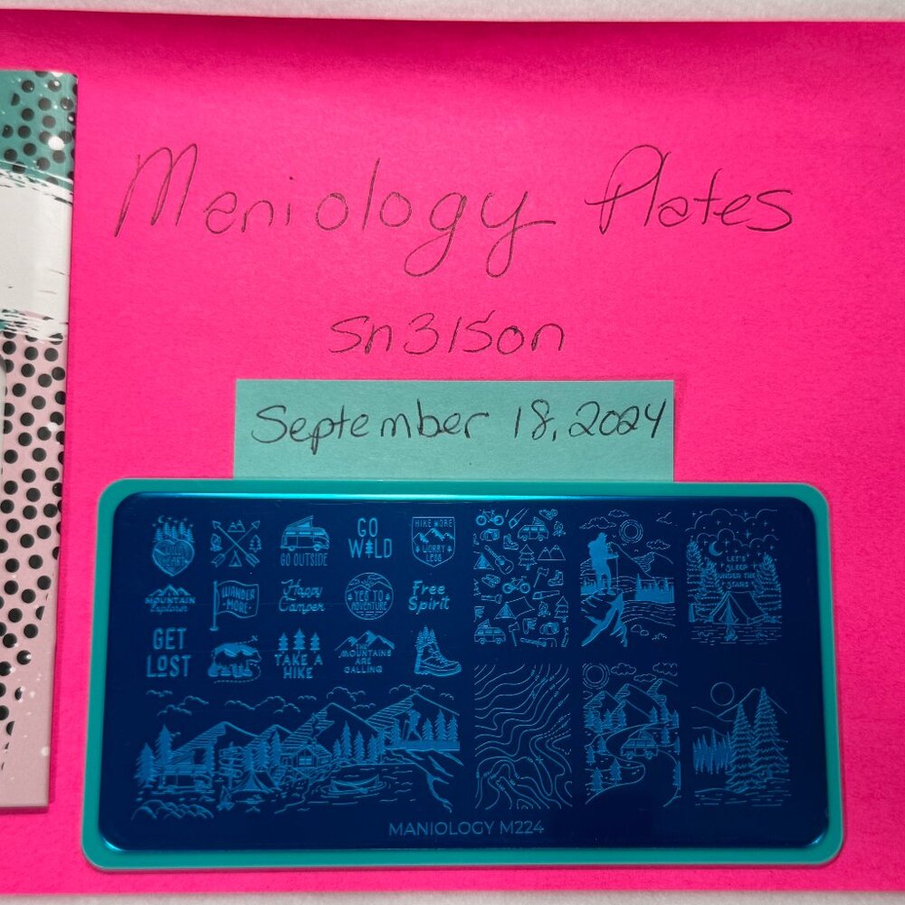 Maniology Plate: Wild Wanderer M224